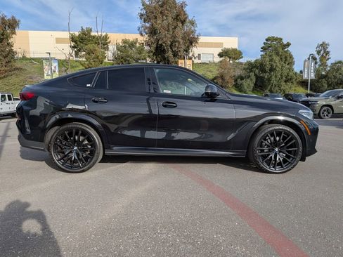 Used 2023 BMW X6 xDrive40i w/ M Sport Package image 12
