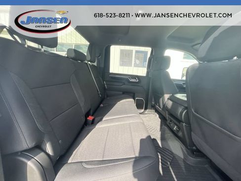 Used 2025 Chevrolet Silverado 2500 LT AWD/4WD image 26