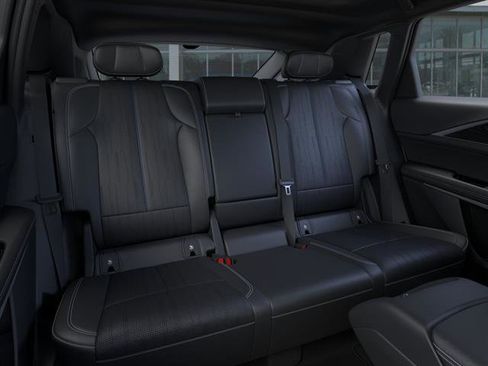 New 2026 Cadillac Lyriq Luxury RWD image 17