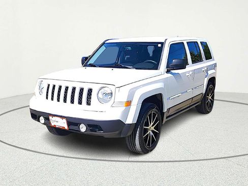 Used 2017 Jeep Patriot Sport w/ Power Value Group image 1