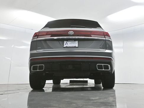 Used 2024 Volkswagen Atlas Cross Sport SEL R-Line image 71