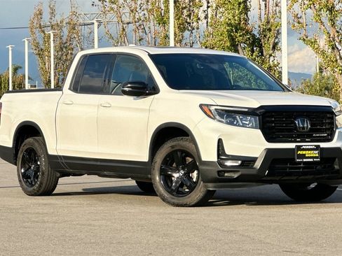 Used 2023 Honda Ridgeline Black Edition image 2