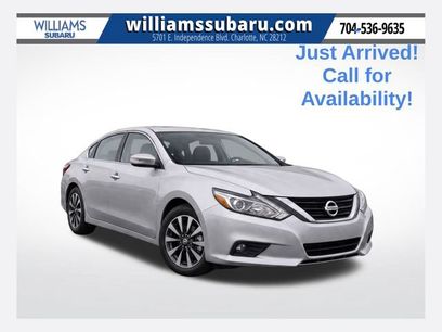 Used 2017 Nissan Altima 2.5 SL w/ 2.5 Technology Package
