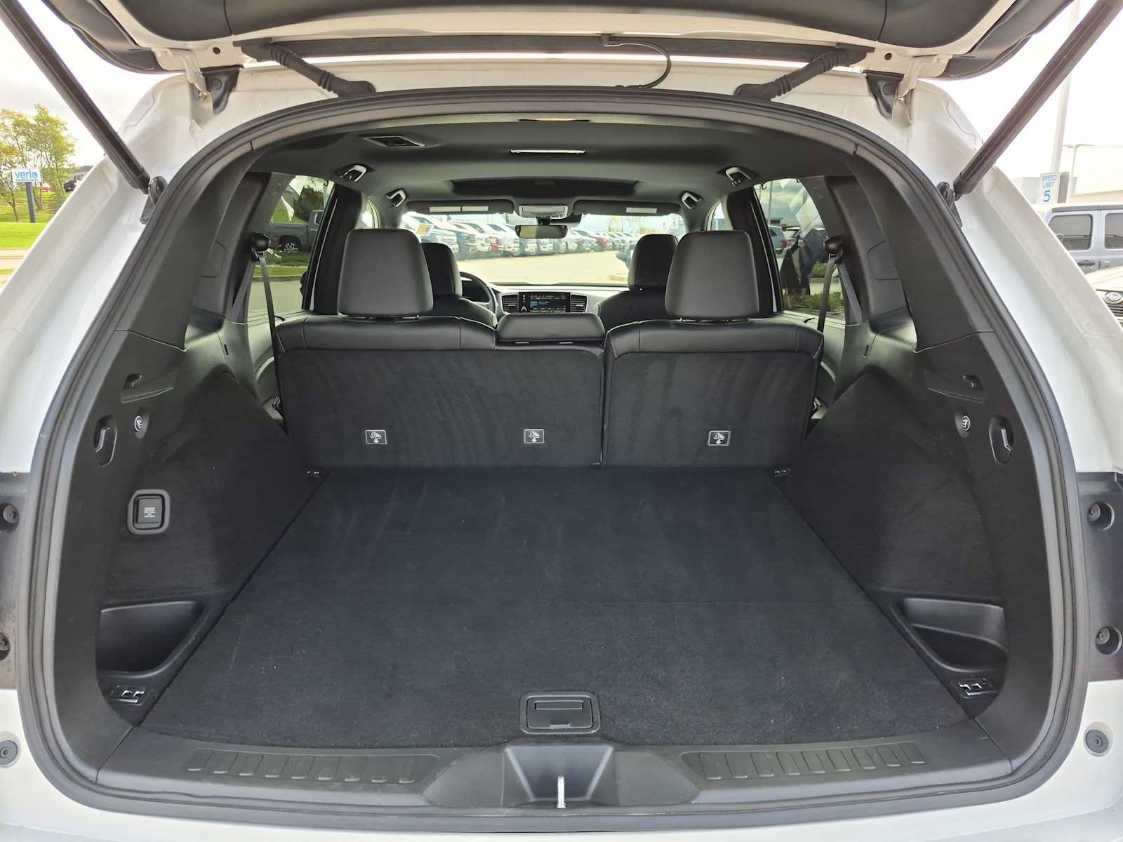 Certified 2023 Honda Passport TrailSport image 33
