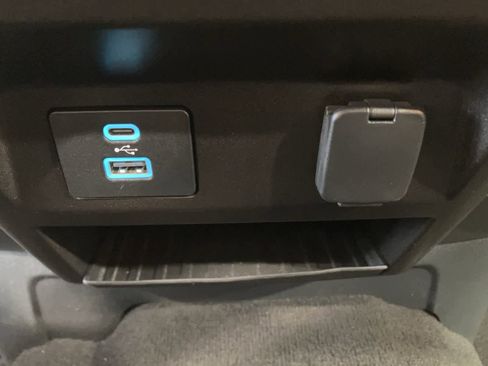 Used 2022 Ford F250 XLT image 19