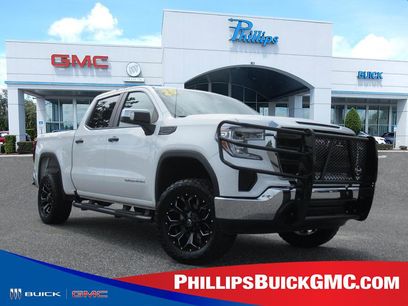 Used 2020 GMC Sierra 1500 4x4 Crew Cab w/ Sierra Value Package