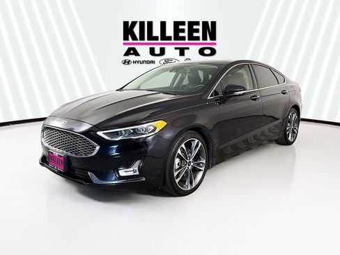 Used 2019 Ford Fusion Titanium image 3