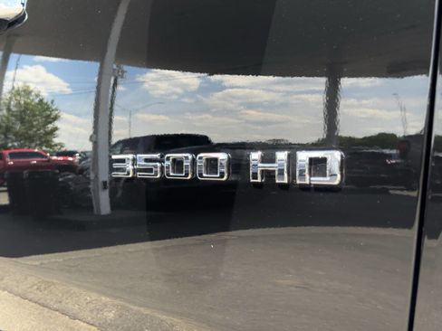 Used 2022 Chevrolet Silverado 3500 High Country w/ Z71 Off-Road Package AWD/4WD image 12