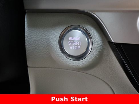 Used 2025 Kia Telluride S image 18