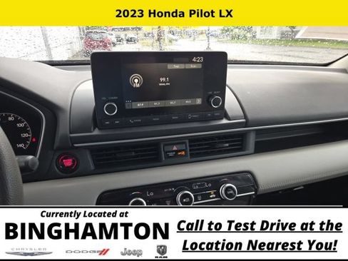 Used 2023 Honda Pilot LX image 15