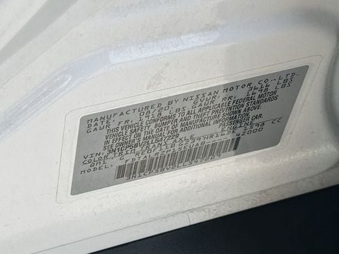 Used 2020 Nissan Kicks S FWD image 32
