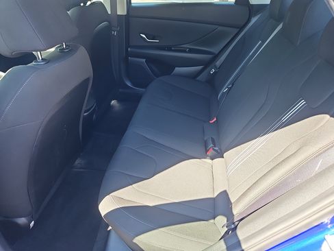 Used 2021 Hyundai Elantra SEL w/ Convenience Package FWD image 27