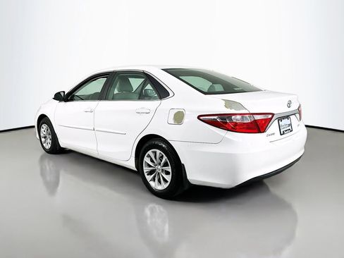 Used 2015 Toyota Camry LE FWD image 6