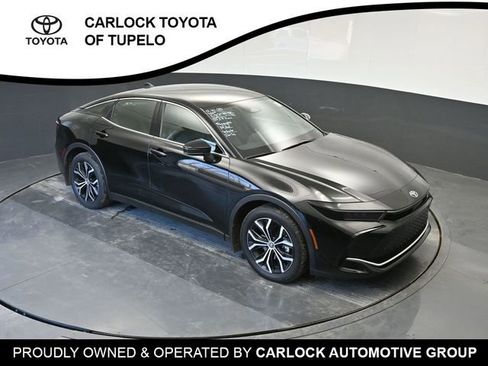 Used 2023 Toyota Crown Limited image 35