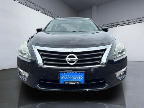 Used 2015 Nissan Altima 2.5 SV w/ Convenience Package FWD image 10