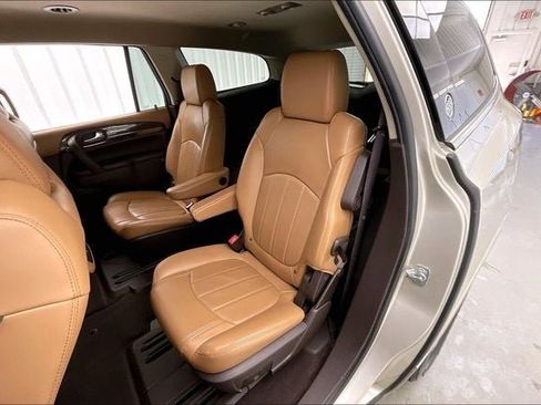 Used 2016 Buick Enclave Leather FWD image 19