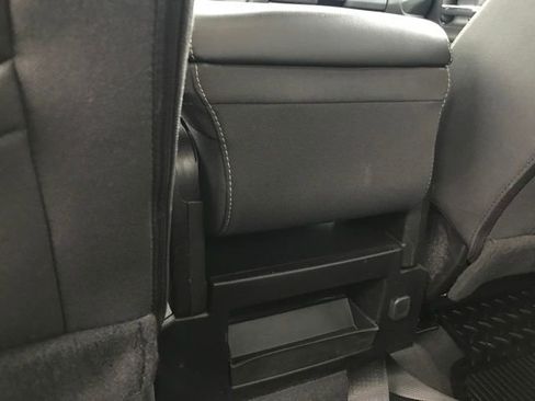 Used 2019 Chevrolet Silverado 1500 LT w/ All Star Edition image 19