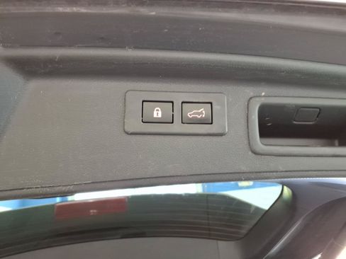 Used 2023 Subaru Forester Premium AWD/4WD image 21