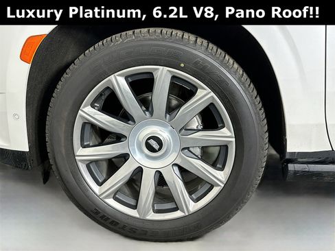 Used 2022 Cadillac Escalade ESV Premium Luxury Platinum image 36