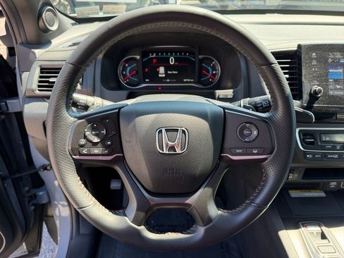 Used 2022 Honda Pilot TrailSport image 15
