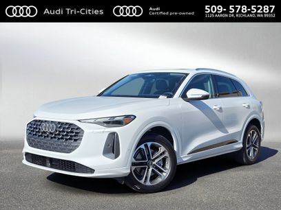 Certified 2025 Audi Q5 Premium w/ Convenience Package