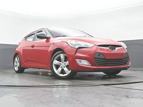 Used 2014 Hyundai Veloster w/ Style Package 02 FWD image 26