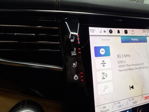 Used 2022 Jeep Grand Wagoneer Series III image 19