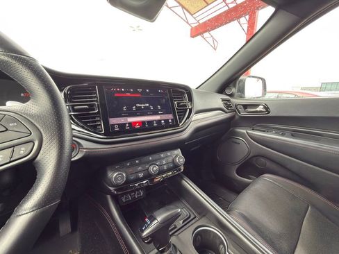 Used 2021 Dodge Durango R/T w/ Technology Group AWD/4WD image 14