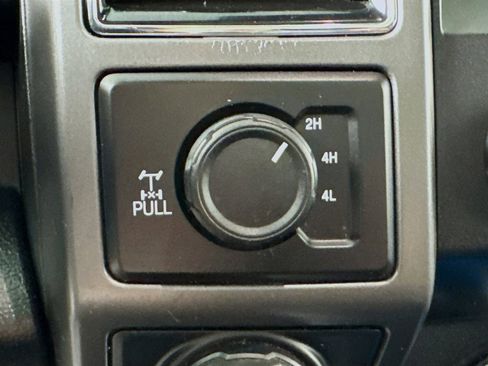 Used 2019 Ford F150 XLT w/ Equipment Group 302A Luxury image 24