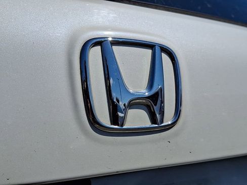 Used 2017 Honda Pilot Elite image 9