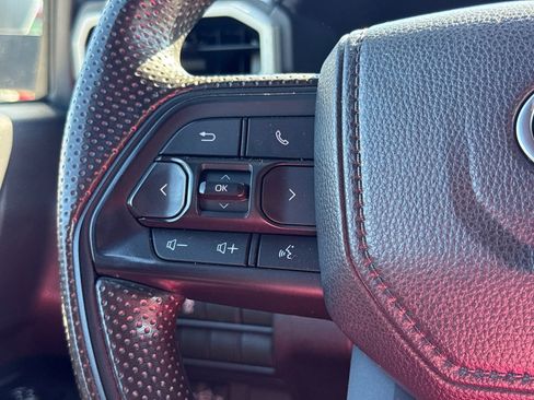 Used 2024 Toyota Tacoma SR5 AWD/4WD image 28