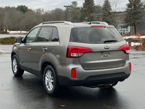 Used 2014 Kia Sorento LX AWD/4WD image 15