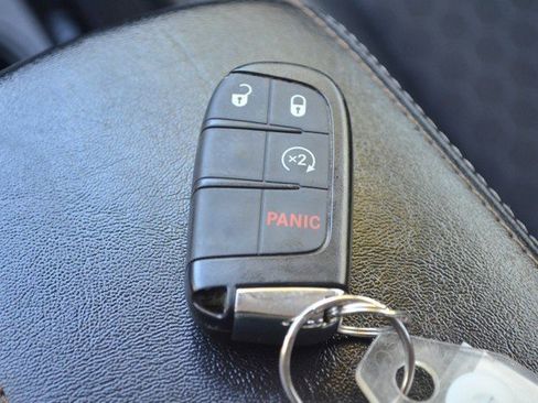 Used 2020 Jeep Compass Latitude w/ Cold Weather Group image 26