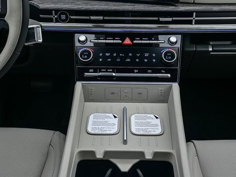 New 2026 Hyundai Santa Fe Calligraphy image 15