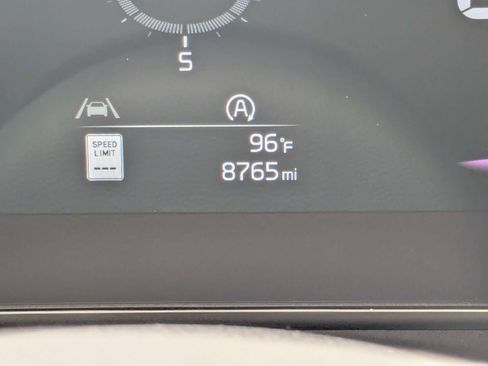 Certified 2024 Kia Sportage EX FWD image 36