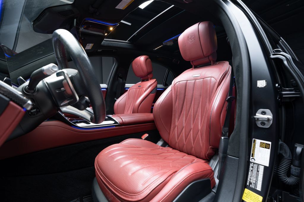 Used 2025 Mercedes-Benz S 63 AMG S image 24
