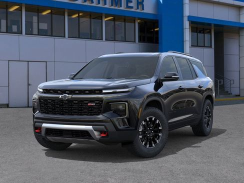 New 2026 Chevrolet Traverse Z71 w/ Driver Confidence Package image 19