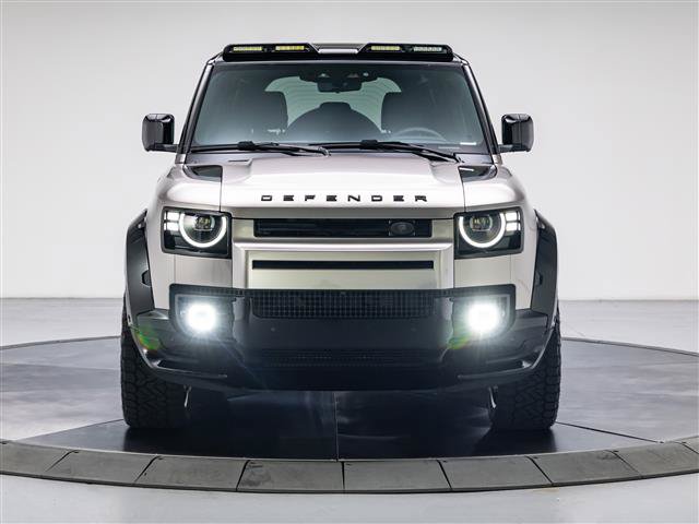 New 2026 Land Rover Defender 110 X-Dynamic SE AWD/4WD image 8