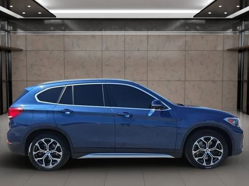 Used 2021 BMW X1 xDrive28i w/ Premium Package AWD/4WD image 9