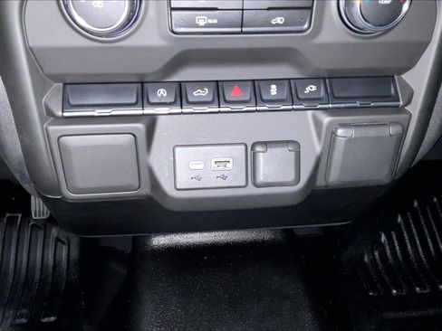 Used 2021 Chevrolet Silverado 1500 W/T w/ WT Value Package AWD/4WD image 27