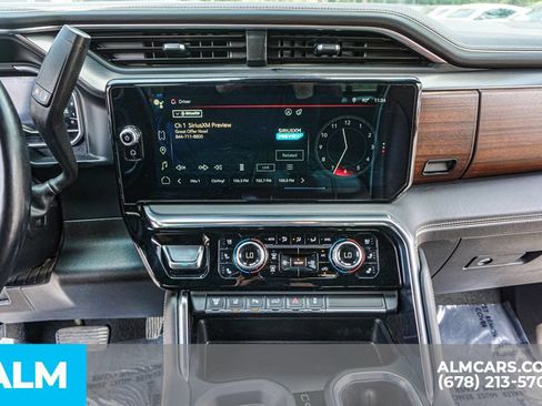Used 2024 GMC Sierra 3500 Denali Ultimate AWD/4WD image 39