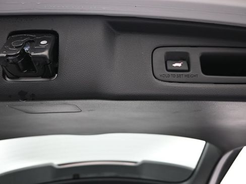 Used 2023 Honda CR-V EX-L image 27