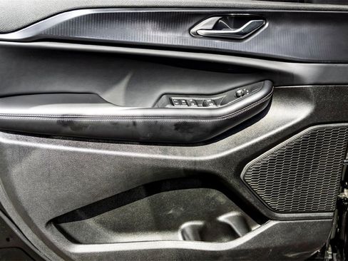 New 2025 Jeep Grand Cherokee L Laredo w/ Luxury Tech Group I image 7