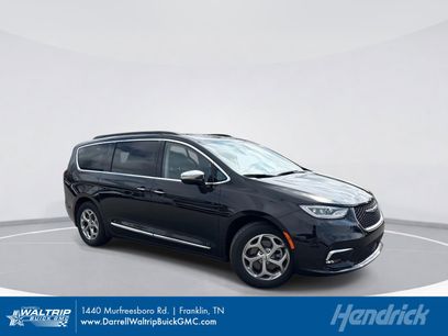 Used 2022 Chrysler Pacifica Limited