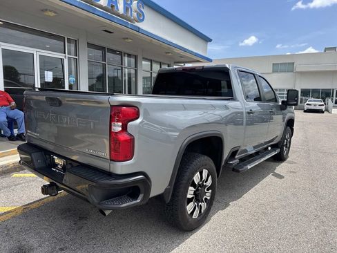 Used 2024 Chevrolet Silverado 2500 Custom w/ Custom Value Package AWD/4WD image 8
