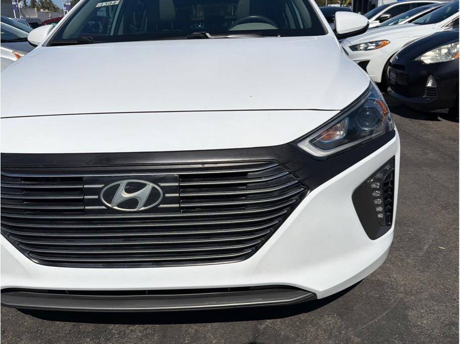 Used 2019 Hyundai Ioniq Limited w/ Ultimate Package 02 FWD image 30