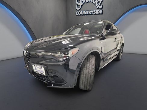 Used 2024 Alfa Romeo Stelvio Veloce AWD/4WD image 10