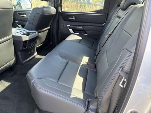 Used 2024 Toyota Tundra Platinum AWD/4WD image 26