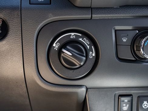 New 2026 Nissan Frontier SV w/ All-Weather Content Package AWD/4WD image 22