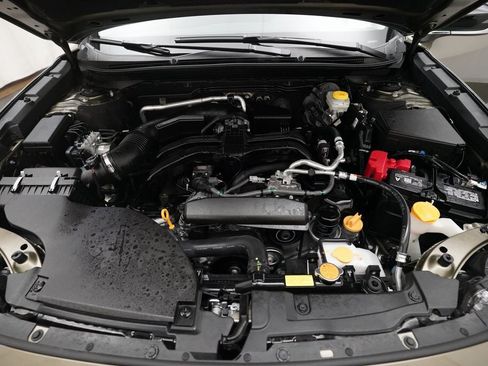 Used 2025 Subaru Outback Premium image 3